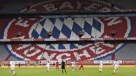 FOTO: Drama Tujuh Gol Warnai Duel Munchen vs Frankfurt
