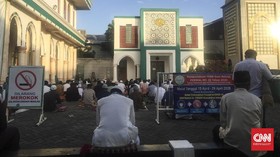 Gelar Salat Id, Masjid di Jakarta Terapkan Jaga Jarak