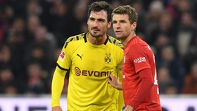 Der Klassiker, Munchen Pernah 'Tolong' Dortmund dari Krisis