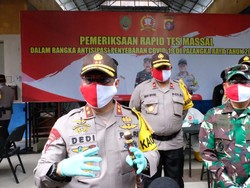 Cegah Corona, Polda Kalteng Gelar Rapid Test Massal di Pasar Kahayan
