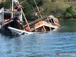 Kapal Pinisi di Labuan Bajo Tenggelam, Begini Cara Mengangkatnya