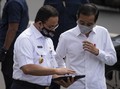 Jokowi Beri Tenggat Anies Capai Herd Immunity Jakarta Agustus