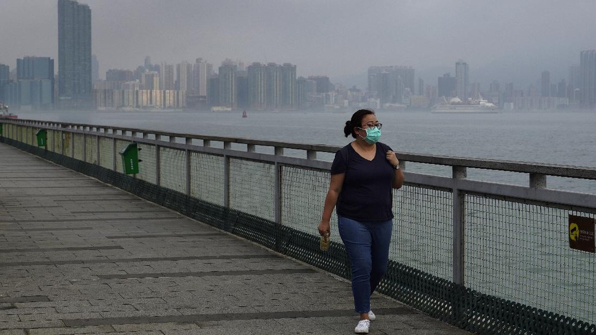 FOTO: Gelang Karantina saat Masuki Hong Kong