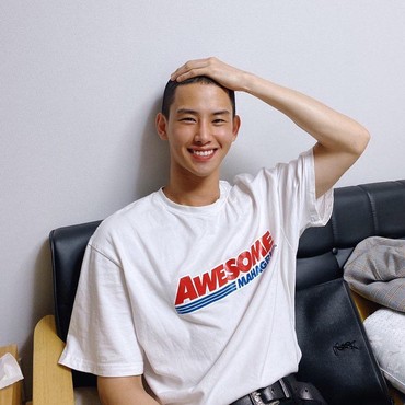 Hari Ini, Hojung HOTSHOT Jalani Wajib Militer