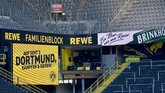 FBL-GER-BUNDESLIGA-DORTMUND-BAYERN MUNICH The empty stands are seen prior to the German first division Bundesliga football match BVB Borussia Dortmund v FC Bayern Munich on May 26, 2020 in Dortmund, western Germany. (Photo by Federico GAMBARINI / POOL / AFP) / DFL REGULATIONS PROHIBIT ANY USE OF PHOTOGRAPHS AS IMAGE SEQUENCES AND/OR QUASI-VIDEO