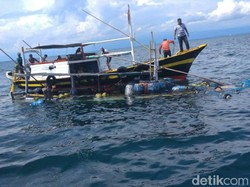 Kelebihan Muatan, Kapal Barang Tenggelam di Perairan Kota Probolinggo