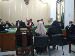 Cerita Adik Zuraida Hanum Pernah Diganggu Hakim Jamaluddin