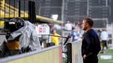FBL-GER-BUNDESLIGA-DORTMUND-BAYERN MUNICH Bayern Munich's German head coach Hans-Dieter Flick gives an interview after the German first division Bundesliga football match BVB Borussia Dortmund v FC Bayern Munich on May 26, 2020 in Dortmund, western Germany. (Photo by Federico GAMBARINI / POOL / AFP) / DFL REGULATIONS PROHIBIT ANY USE OF PHOTOGRAPHS AS IMAGE SEQUENCES AND/OR QUASI-VIDEO