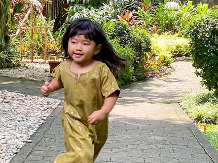 7 Foto Lucunya Gaia, Putri Bungsu Aliya Rajasa dan Ibas Yudhoyono