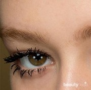 Ingin Bulu Mata Lentik Natural? Ikuti Tips Memakai Maskara Agar Tidak Menggumpal