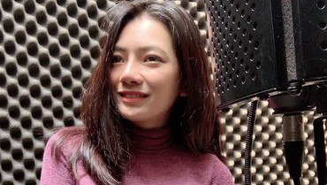 img-title Orang Tua Beda Agama, Berlliana Lovell Pilih Peluk Islam
