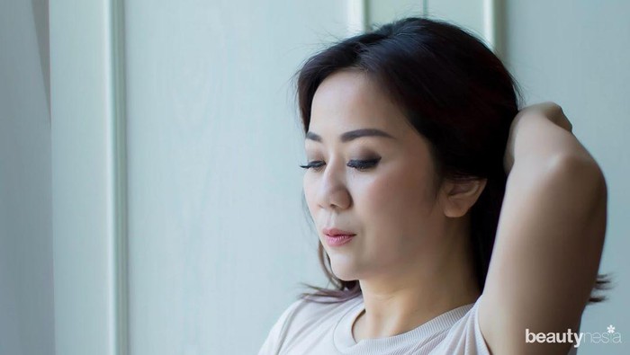 Mengintip Tante Ernie Judojono dalam Balutan Baju Olahraga, Body Goals Seksi Bikin Iri! Mengintip Tante Ernie Judojono dalam Balutan Baju Olahraga, Body Goals Seksi Bikin Iri!