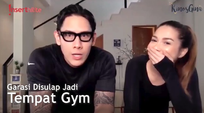 Tak Miliki Mobil, Andrea dan Ganindra Bimo Pilih Naik Taksi