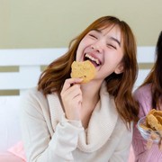 Banyak Ngemil Selama WFH? Slim&Fit Bikin Kamu Tetap Nyaman Tanpa Bikin Gemuk!