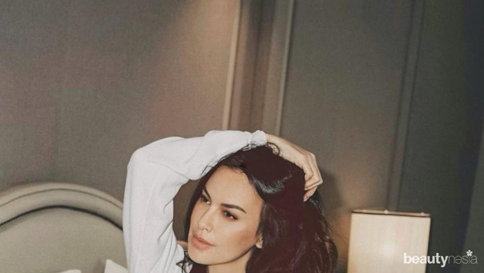 Tetap Cantik di Usia Hampir 50 Tahun, Sophia Latjuba Punya Rahasia Ini!