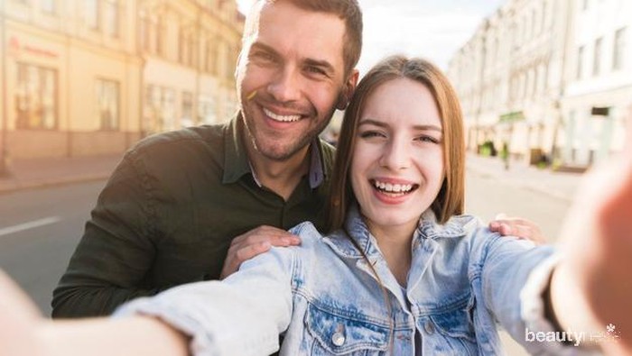 4 Hal Ini Tunjukan Bukti Bahwa Pasangan Bahagia Nggak Mesti Umbar Kemesraan di Medsos