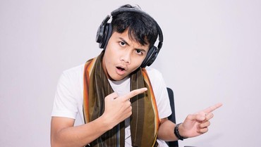 Bintang Emon Tak Pernah Ngerokok dan Mabuk-mabukan