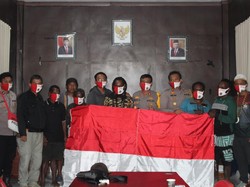1 Anggota KKB di Puncak Jaya Papua Menyerahkan Diri, Kembali ke NKRI