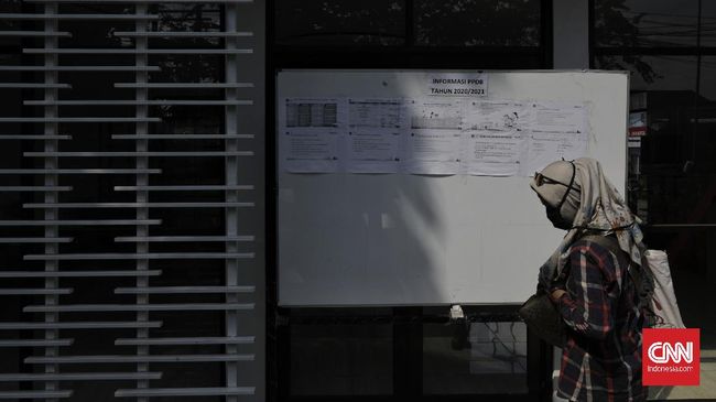 Kemendikbud Ungkap 12 Modus Penyelewengan Dana BOS Kemendikbud mengungkapkan 12 modus penyalahgunaan dana bantuan operasional sekolah (BOS) oleh oknum pengelola anggaran sekolah.
