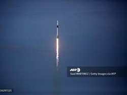 Disaksikan Presiden Trump, Misi Historis SpaceX-NASA Lepas Landas dari Florida