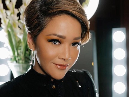 4 Skincare Maia Estianty Agar Awet Muda Bebas Kerut di Usia 40-an