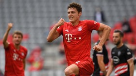 Pemain Bayern Munchen Benjamin Pavard Positif Covid-19