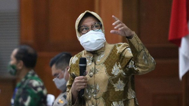 Epidemiolog Unair meminta Wali Kota Surabaya Tri Rismaharini membuka data pihaknya yang menyebut Kota Surabaya telah menjadi zona hijau Covid-19.