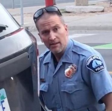 Usai Dipecat dan Ditahan, Polisi Pencekik George Floyd Digugat Cerai Istri