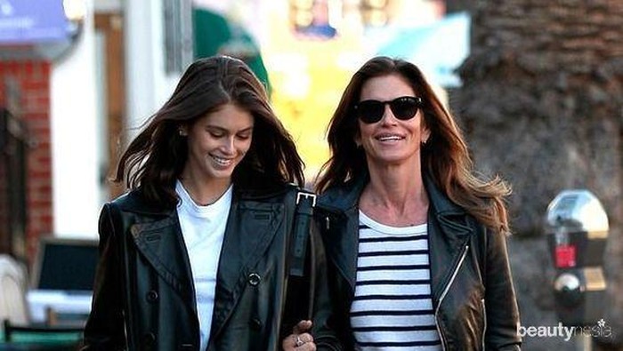 Tips Mix and Match Jaket Kulit untuk Tampil Stylish di Berbagai Acara