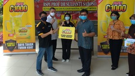 Vitamin C Nasional Dibagikan Jelang New Normal