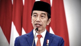 Jokowi Lantik 750 Perwira TNI-Polri 2020