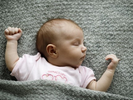 20 Nama Bayi Perempuan Islami Awalan Al, Beragam Maknanya