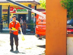 Sebelum Beraksi, Penyerang Polsek Daha Selatan Titip Uang Makam ke Ortu