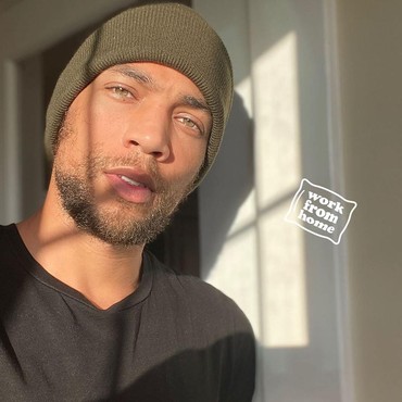 Ikut Aksi Demo Kematian George Floyd, Aktor Ini Kena Tembak Polisi