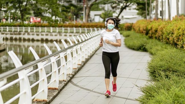 Satgas Covid-19 menegaskan yang paling penting dilakukan saat berolahraga di kawasan terbuka adalah menghindari kerumunan.