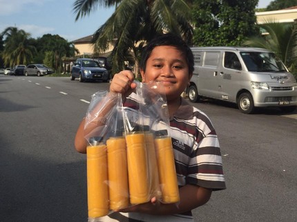 Bocah 10 Tahun Sukses Bisnis Jus Mangga, Motivasinya Demi Beli PS4