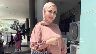 Reaksi Sahabat Soal Anggita Sari Tinggalkan Kesan Seksi & Mantap Hijrah
