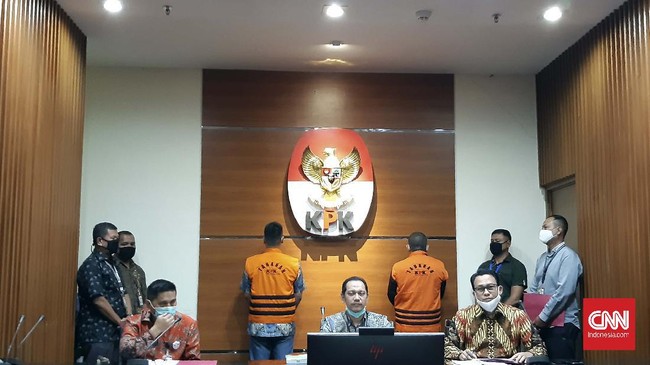 Wakil Ketua KPK Nurul Ghufron, Deputi Penindakan KPK Karyoto, Plt Jubir Penindakan Ali Fikri.