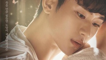 img-title Bintangi 'It Okay to Not Be Okay', Kim Soo Hyun Banjir Kiriman Food Truck