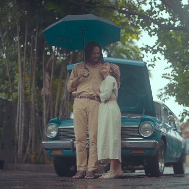 Unggah Lagu 'Wahai Kau Tuan', Widi Mulia Rindu Dwi Sasono?