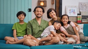 Family Goals, 7 Potret Harmonis Keluarga Dwi Sasono dan Widi Mulia yang Bikin Iri