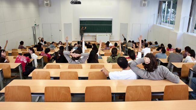Pengumuman hasil Seleksi Nasional Berdasarkan Prestasi (SNBP) 2025 dijadwalkan hari ini, Selasa (18/3). Lantas, pengumuman SNBP 2025 jam berapa?