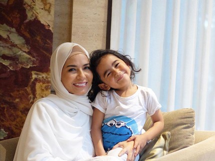 Menggemaskan, 7 Potret Bambang Putra Meisya Siregar dan Bebi Romeo