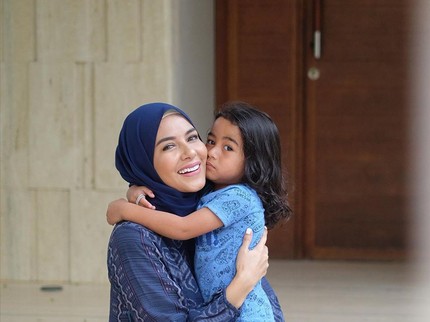 Meski Kurang Setujui PTM 100%, Meisya Siregar Tetap Sekolahkan Anak dengan Prokes Ketat