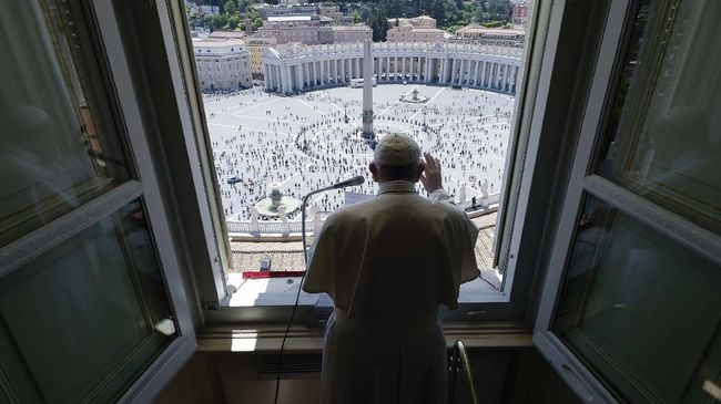 Vatikan Selidiki Dugaan 251 Kasus Pedofilia di Gereja Spanyol Vatikan membuka penyelidikan dugaan 251 kasus pedofilia di gereja Spanyol. Kasus ini sempat diinvestigasi oleh kantor berita El Pais.