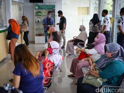 Barang yang Disekolahkan di Pegadaian Tambah Banyak, Apa Artinya?