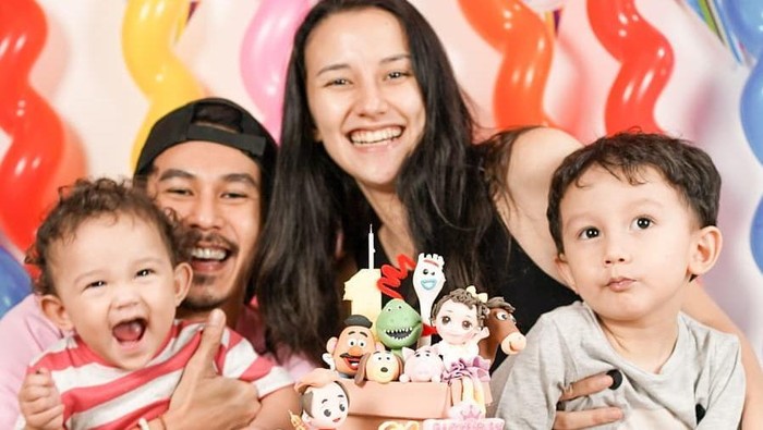 Anak-anak Dahlia Poland