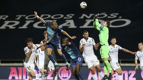 FOTO: Liga Portugal Kembali, FC Porto Langsung Kalah
