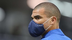 Eks Bek Madrid Pepe Nyaris Adu Jotos dengan Rekan Setim