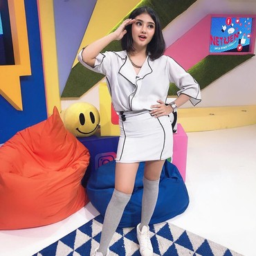 Disenggol Soal Agama Usai Pamer Perut, Ghea Youbi: Agamaku Urusanku